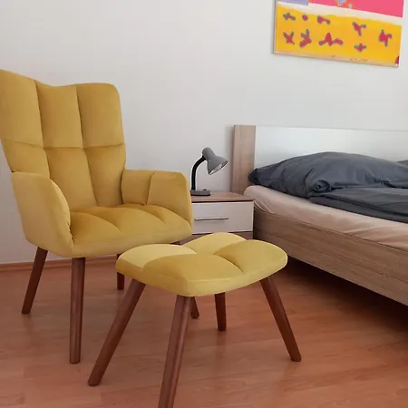 Ferienwohnung Mit Stellplatz Apartment Chemnitz